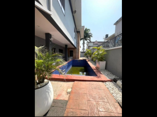 BRAND NEW FIVE (5) BEDROOM DETACHED DUPLEX — photograph 8