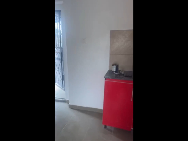 BQ currently renting — photograph 5