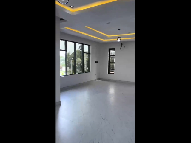 6 bedroom fully detached duplex — photograph 6