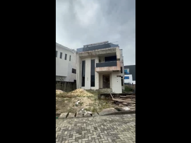 Very massive 6 bedroom duplex Carcass with massive open roof top lounge — photograph 4