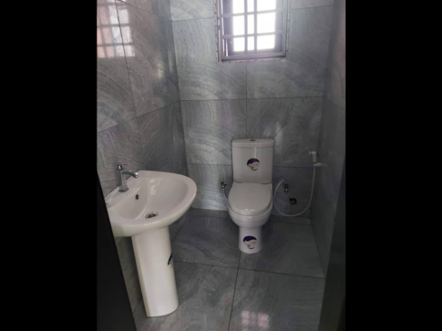 TWO (2) BEDROOM IN A SERENE ENVIRONMENT — photograph 4