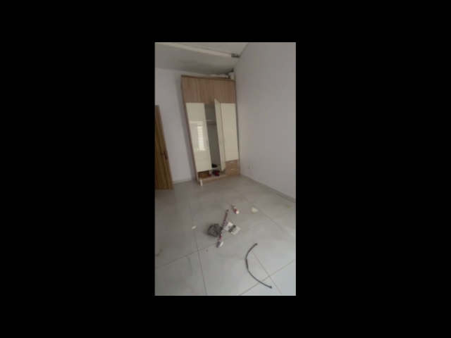 Brand New Spacious Room Upstairs With a Shared Fitted kitchen — photograph 7